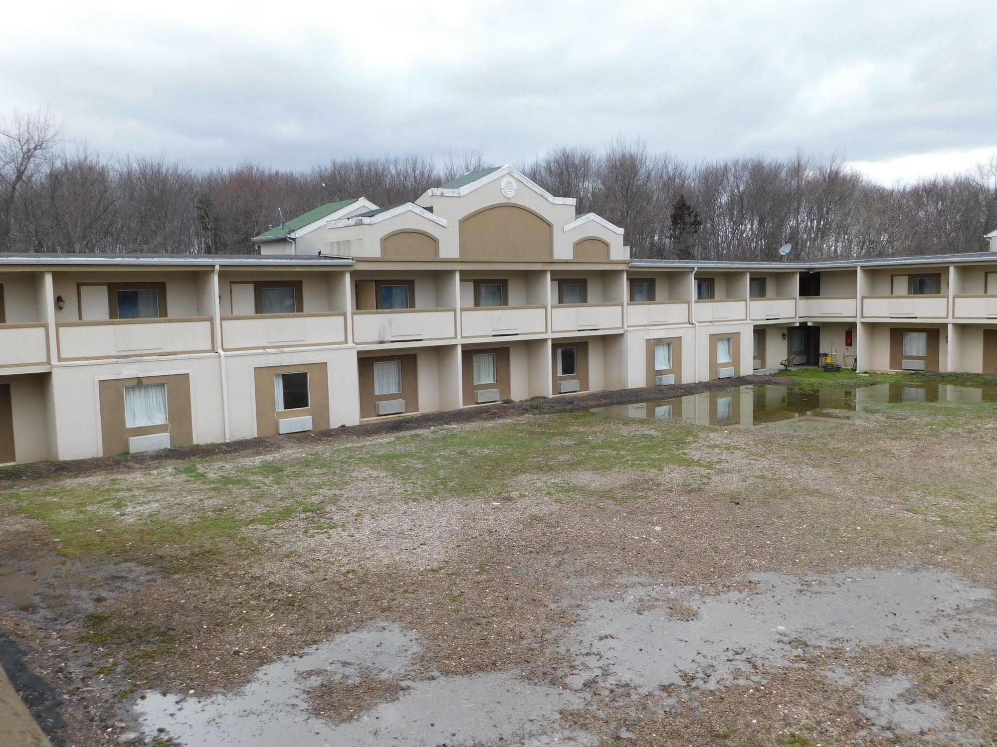 Hotel Vicenza Monmouth Junction Buitenkant foto